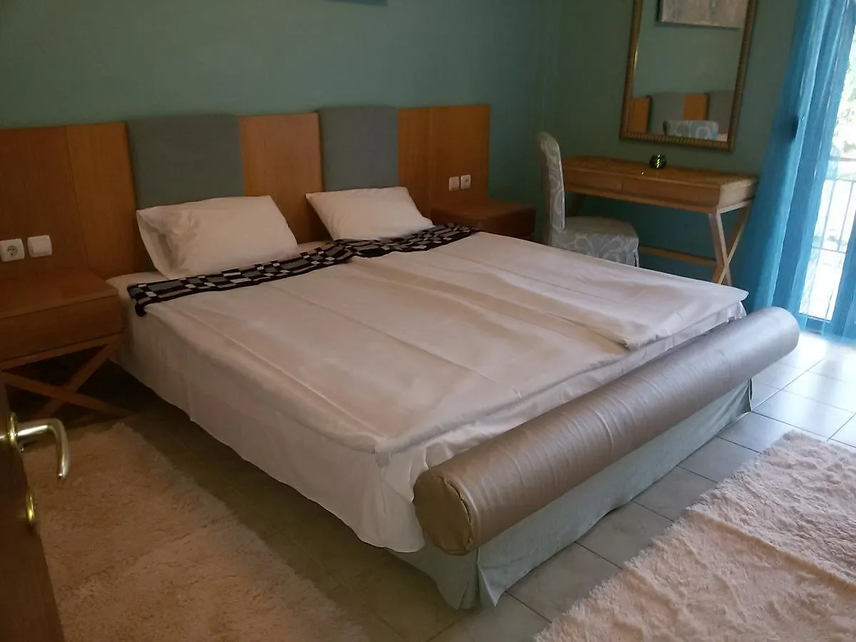 Villa Maria Apartments Polychrono