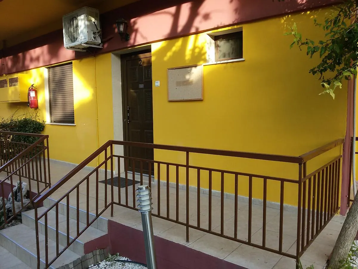 Villa Maria Apartments Polychrono