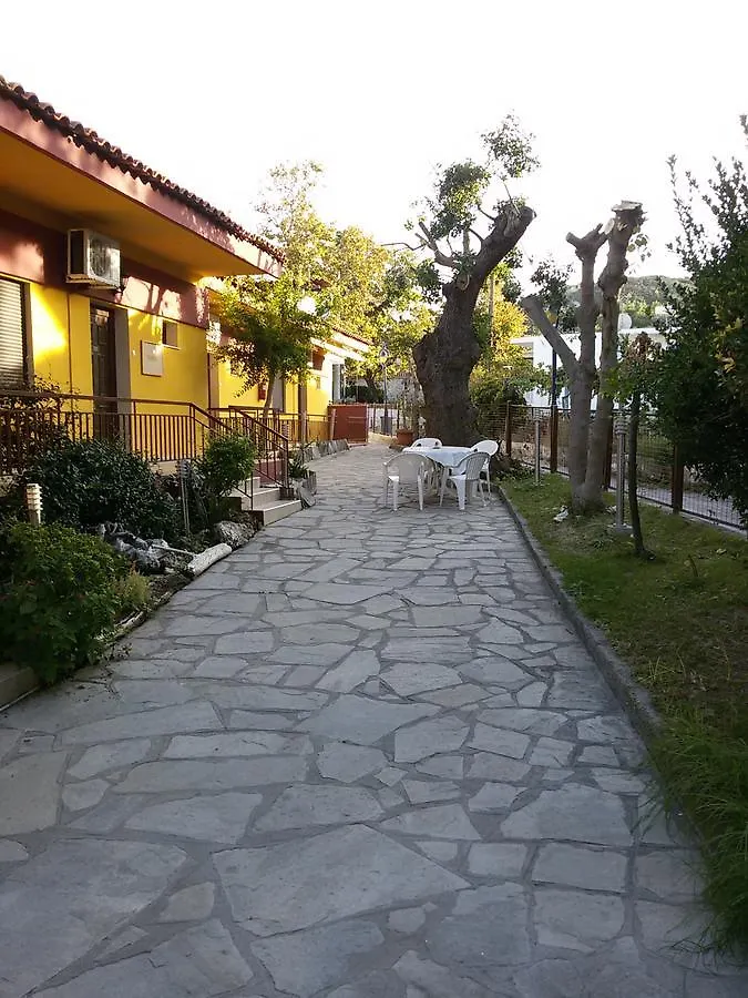 Villa Maria Apartments Polychrono